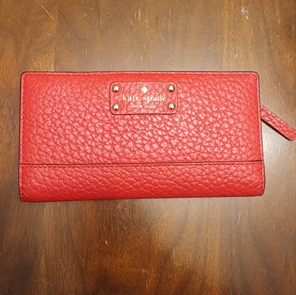 Kate Spade bifold wallet